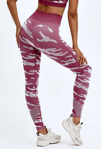 Seamless Camo Legging - mayzia