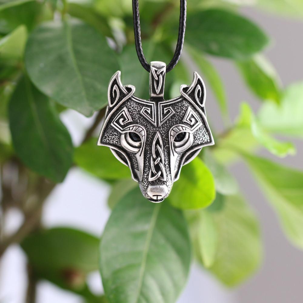 Norse Wolf Head Necklace - Free Shipping!